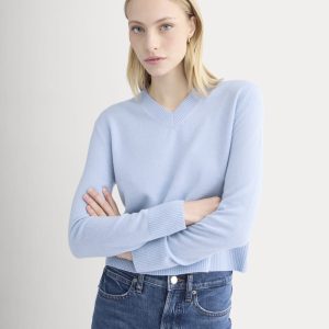 Cashmere Cropped High-V Sweater | Open Air Blue
