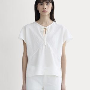 The Keyhole Top | Bone