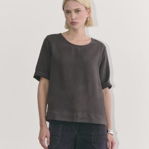 The Relaxed Tee in Buttersoft | Graphite