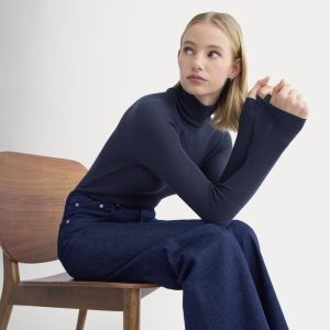 The Turtleneck in Ultrasoft Merino | Rich Navy