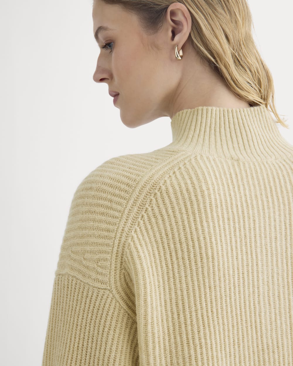 The Cocoon Henley in Wool Cashmere | Heather Light Camel - Image 4